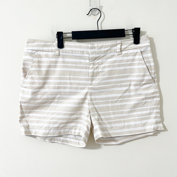 Tommy Hilfiger Pants - Tommy Hilfiger Beige White Textured Striped Shorts Size 8
